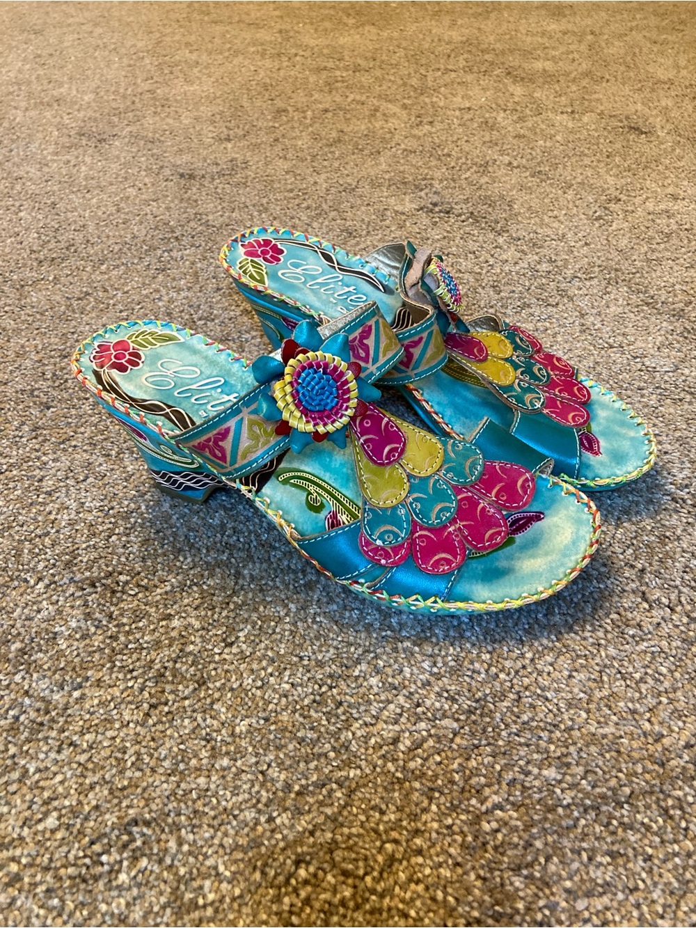 Elite by Corkys NavajoTurquoise Multicolor Tooled Leather Boho Sandals Size 7